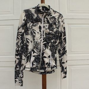 Lululemon B&W Floral Forme Jacket
